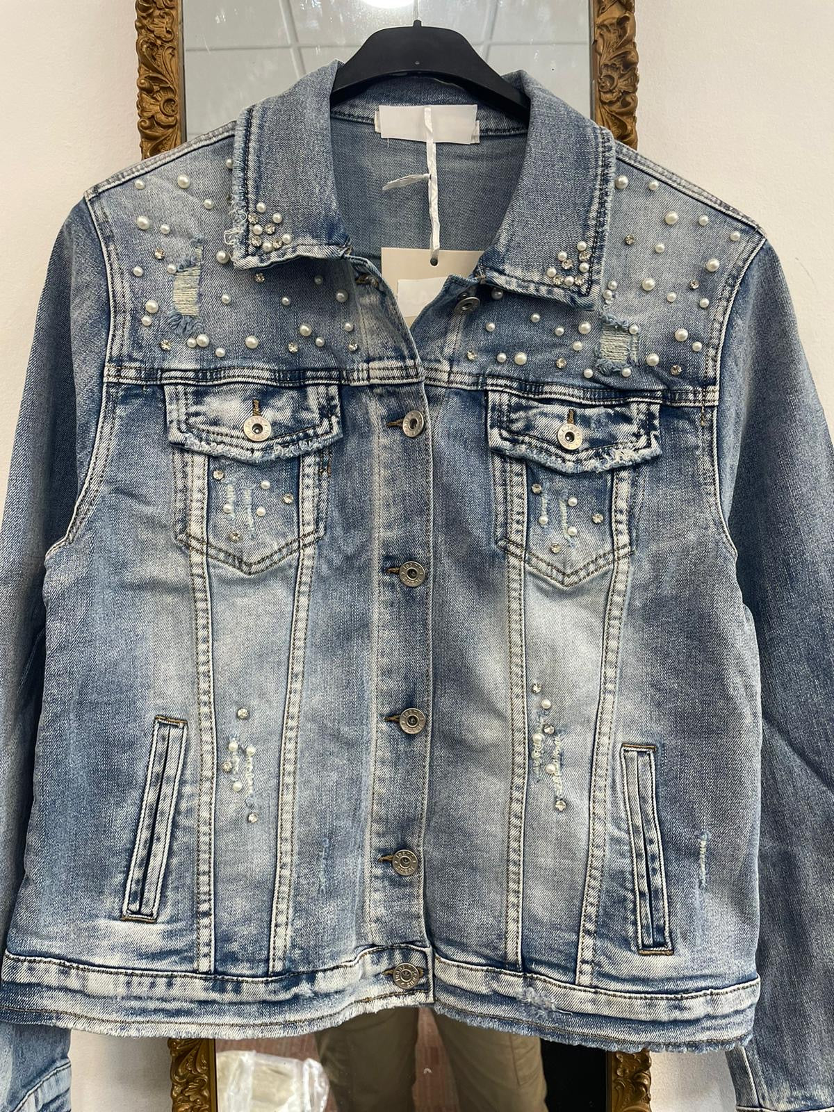 The Pearl Jam Vintage Look Denim Jacket